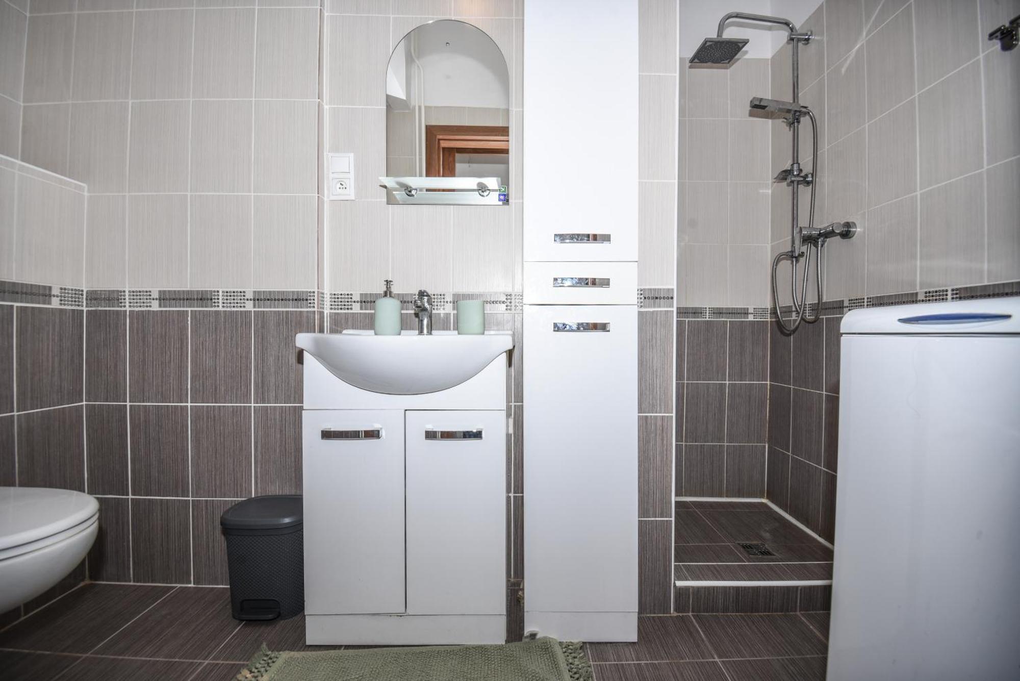Central Urban Studio - Style Meets Comfort Pressburg Exterior foto